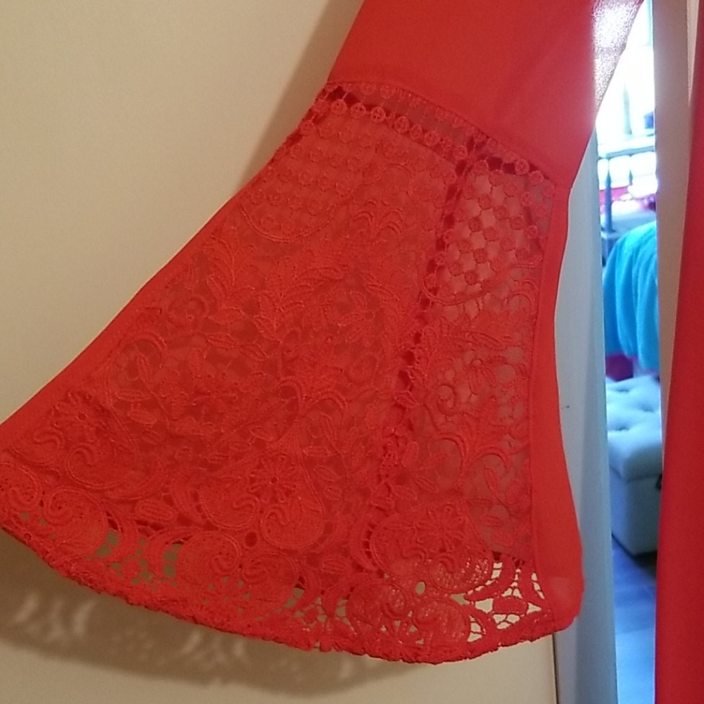 Dress - Picture 3 of 7